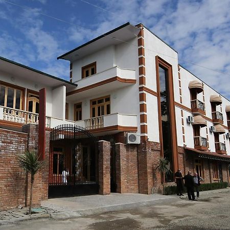 Hotel Shogi Sugdidi Exterior foto